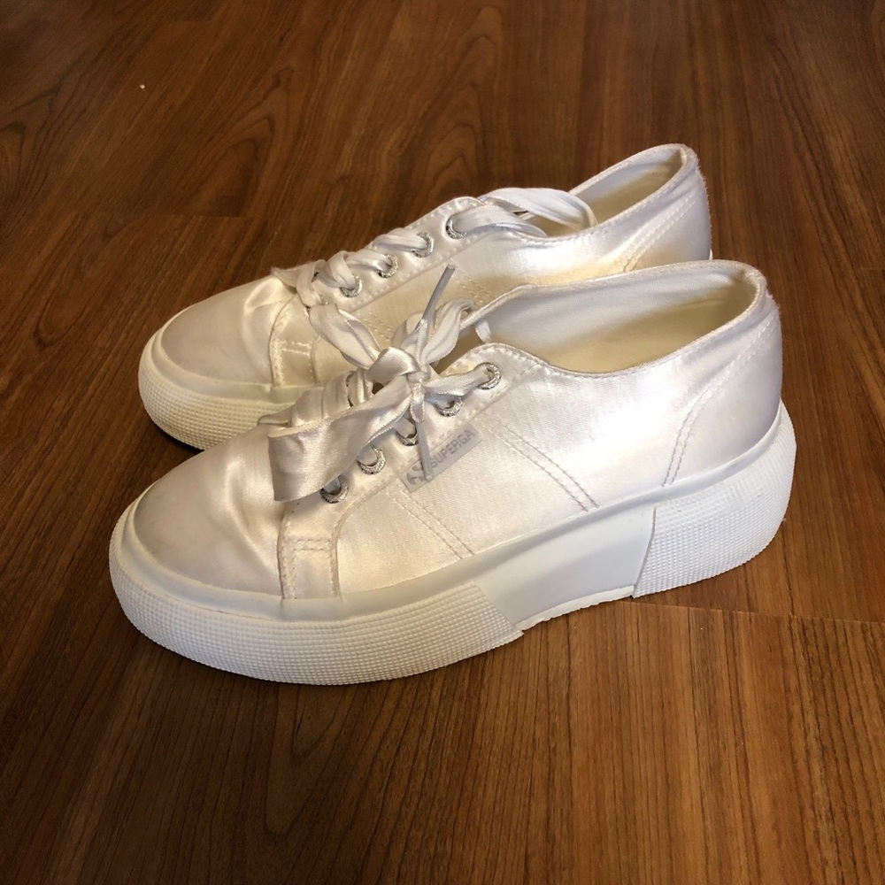 Limited Edition Supergas !! Only Worn A Few Times